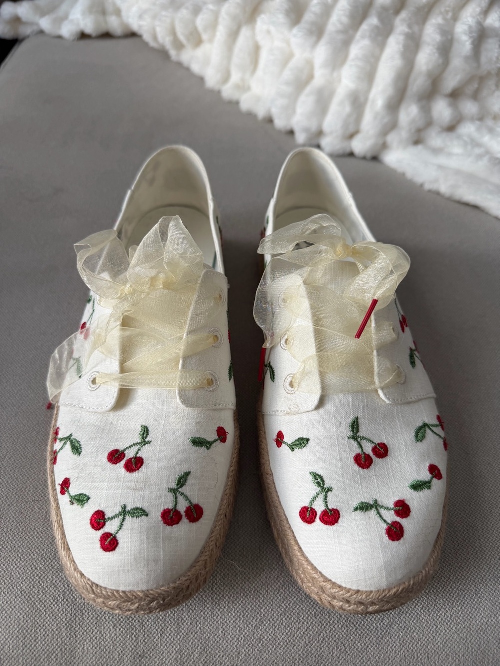 Toms White Cherry Embroidered Canvas Espadrilles